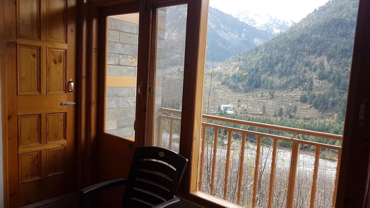 Sunface Homestay Manāli Екстериор снимка