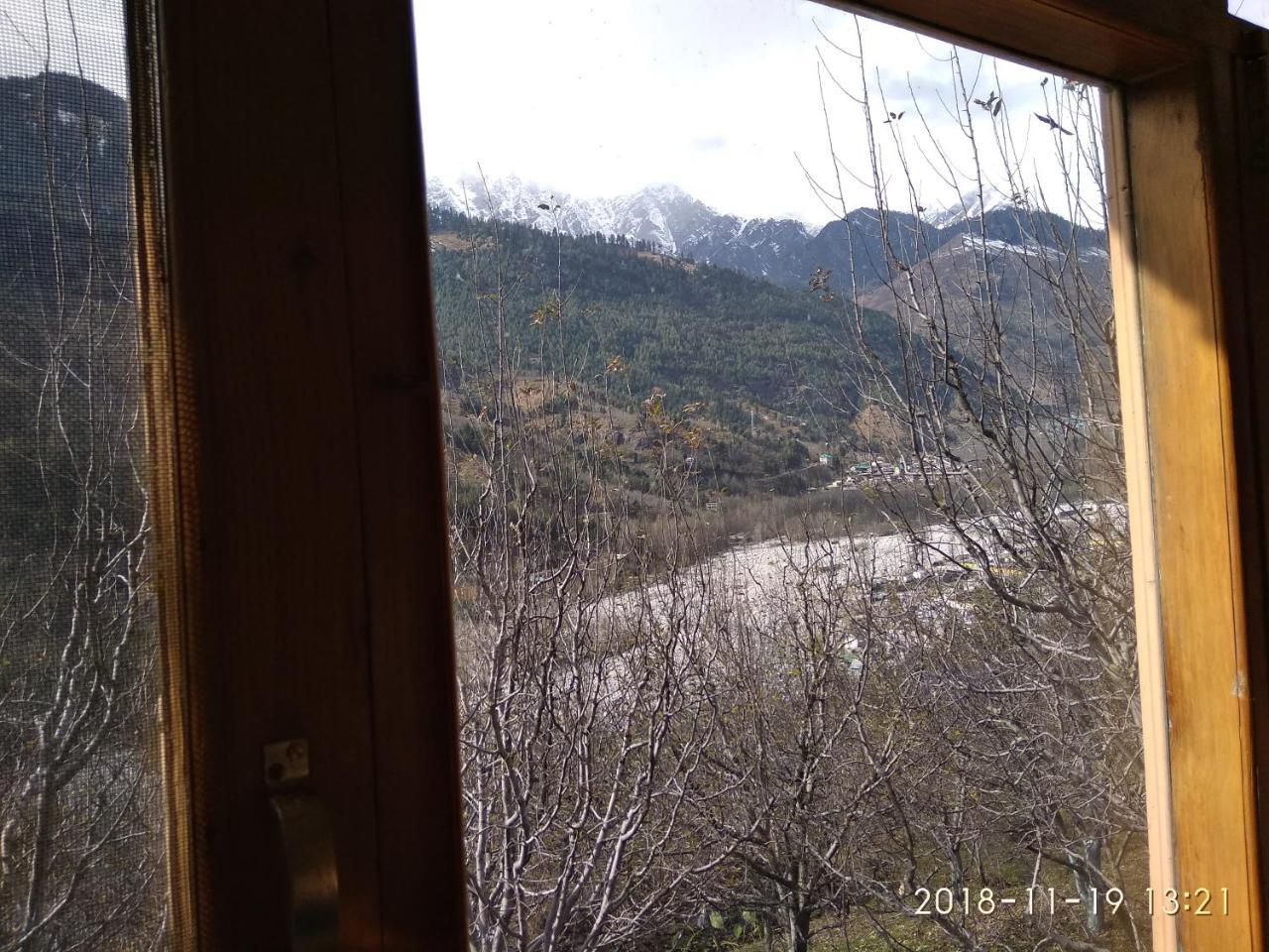 Sunface Homestay Manāli Екстериор снимка