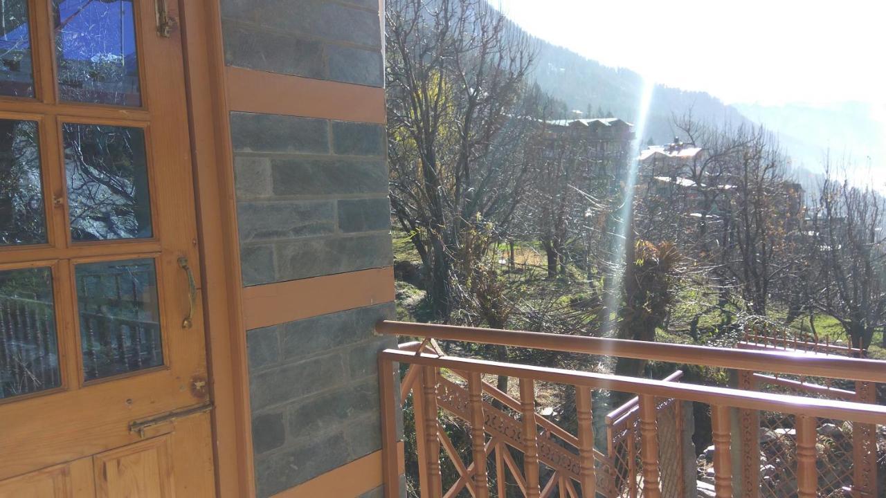 Sunface Homestay Manāli Екстериор снимка