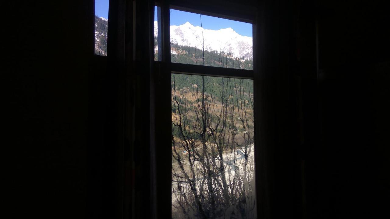 Sunface Homestay Manāli Екстериор снимка