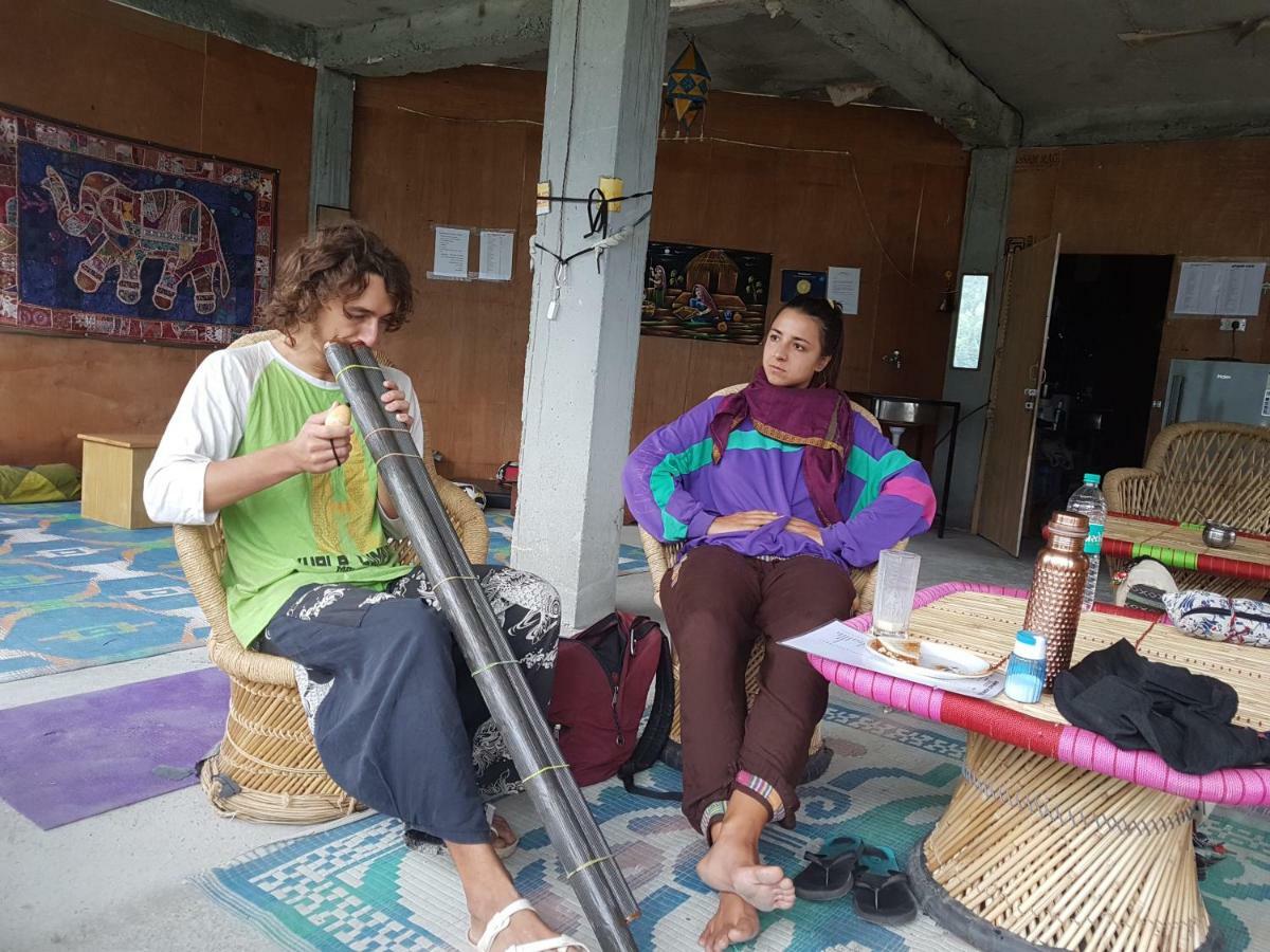 Sunface Homestay Manāli Екстериор снимка